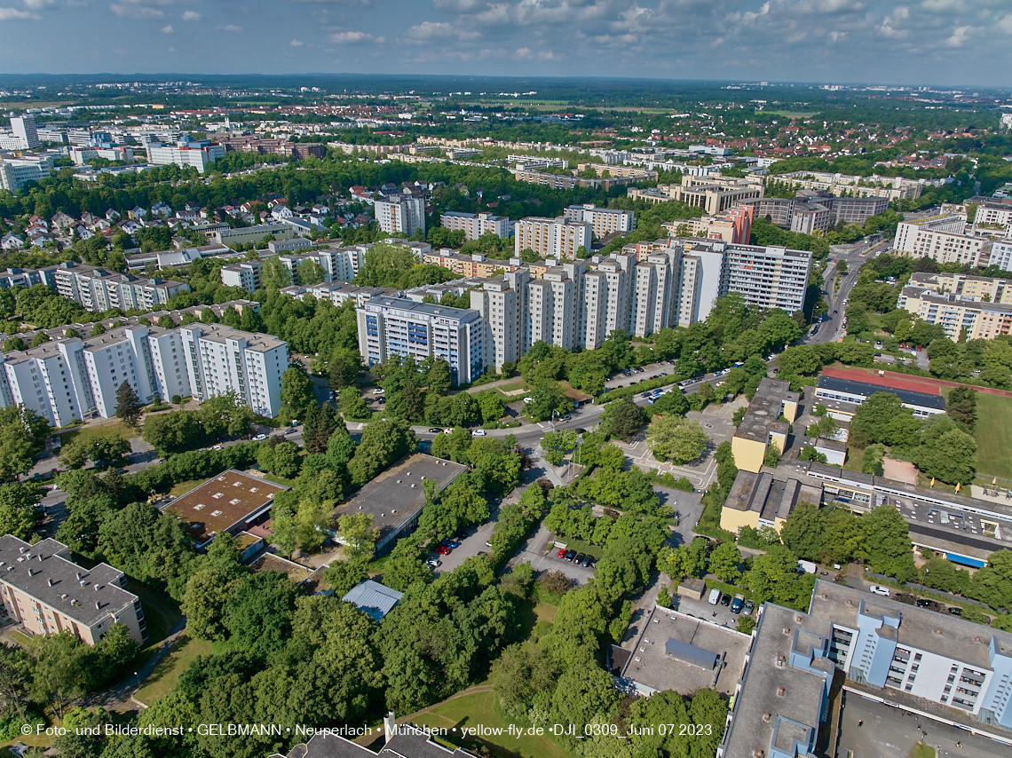 07.06.2023 - Annette-Kolb-Anger, Perlach Stift und Aufstockung in der Kafkastraße in Neuperlach